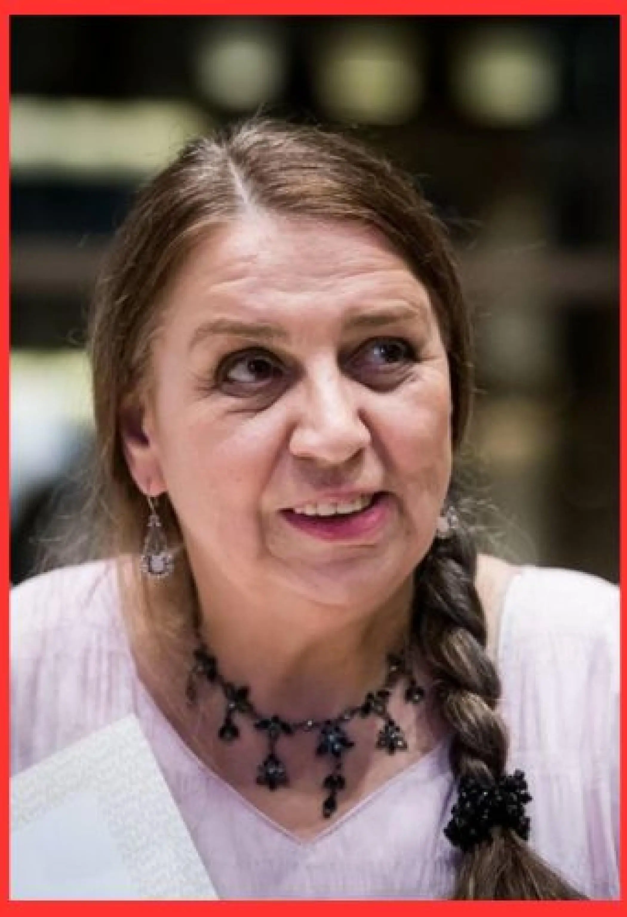 Erdős Eszter - Hogyan zajlik a ter&aacute;pia a R&aacute;ckereszt&uacute;ri Drogter&aacute;pi&aacute;s Otthonban?